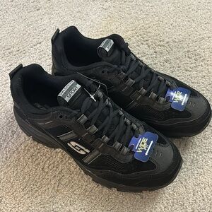 BRAND NEW IN BOX - Skechers Sport Memory Foam Size 8 W Vigor-Black Tennis Shoes